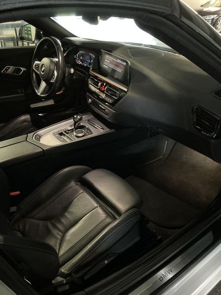 BMW Z4 sDrive 20i Sport Line — zdjęcie 11