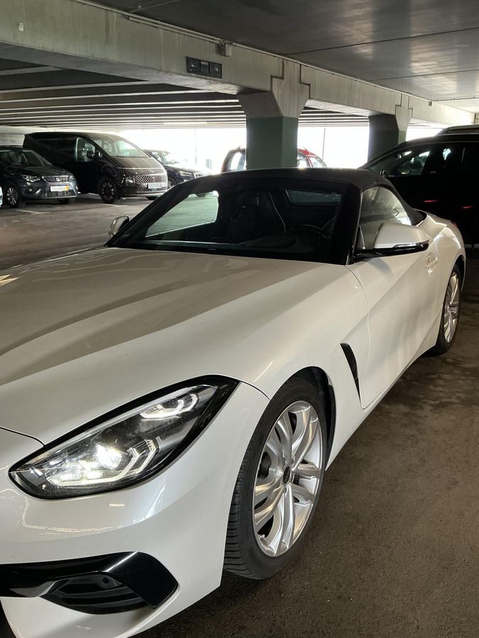 BMW Z4 2019 — photo 1