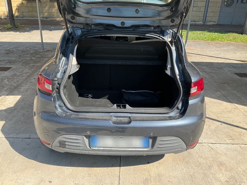 Renault Clio 1.5 dCi Zen Réversible 2018 – снимка 15