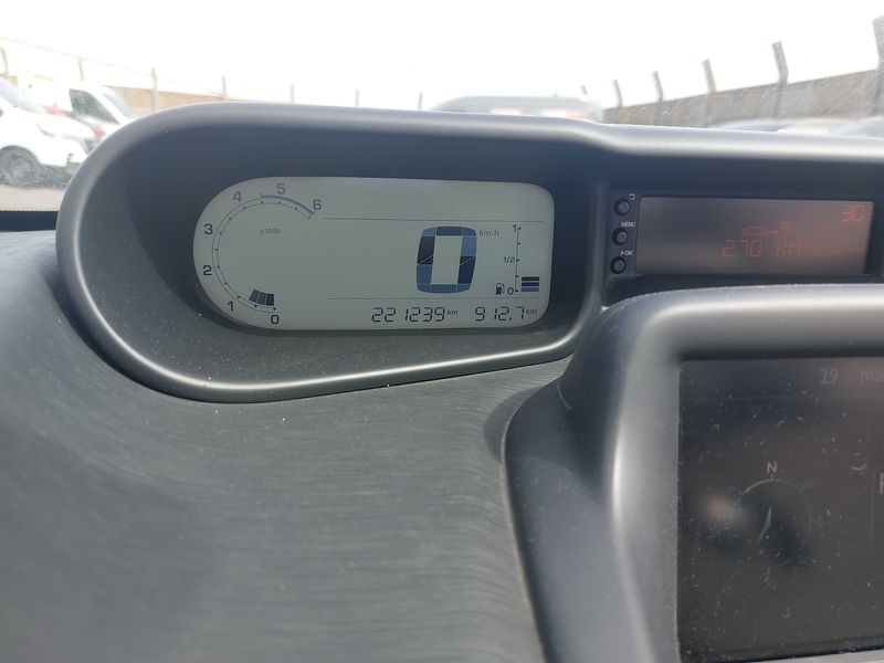 Citroen C3 Picasso 1.6 HDi Business — zdjęcie 12