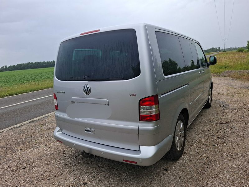 Volkswagen T5 Multivan 2.5 TDI Comfortline — zdjęcie 5