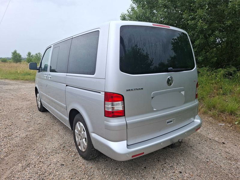Volkswagen T5 Multivan 2.5 TDI Comfortline — zdjęcie 3