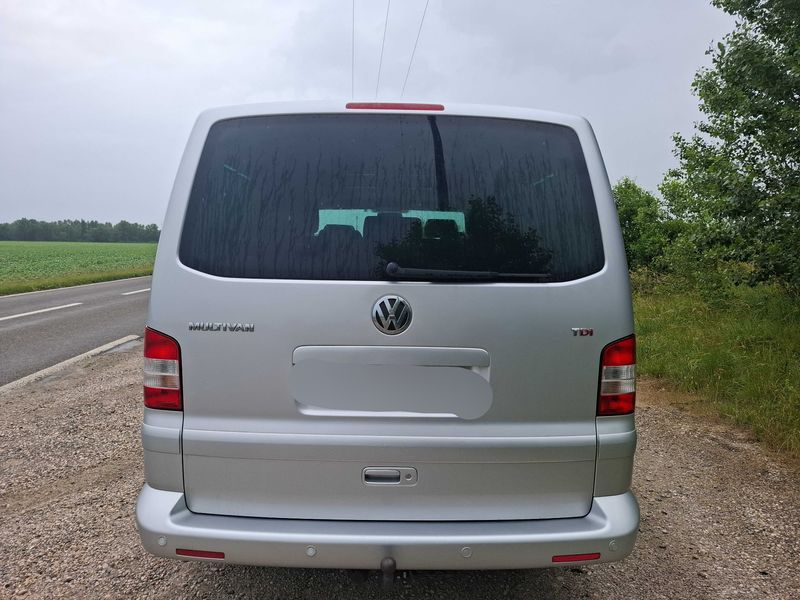 Volkswagen T5 Multivan 2.5 TDI Comfortline — zdjęcie 4