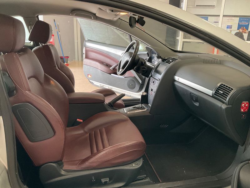 Peugeot 407 2.7 HDi Pack — zdjęcie 3