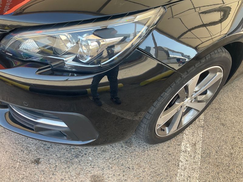 Peugeot 308 1.5 Blue-HDi Allure 2018 – снимка 39