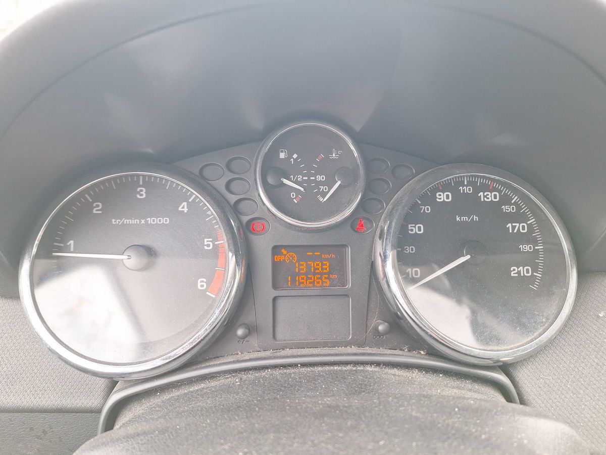 Peugeot 207 2007 — photo 26