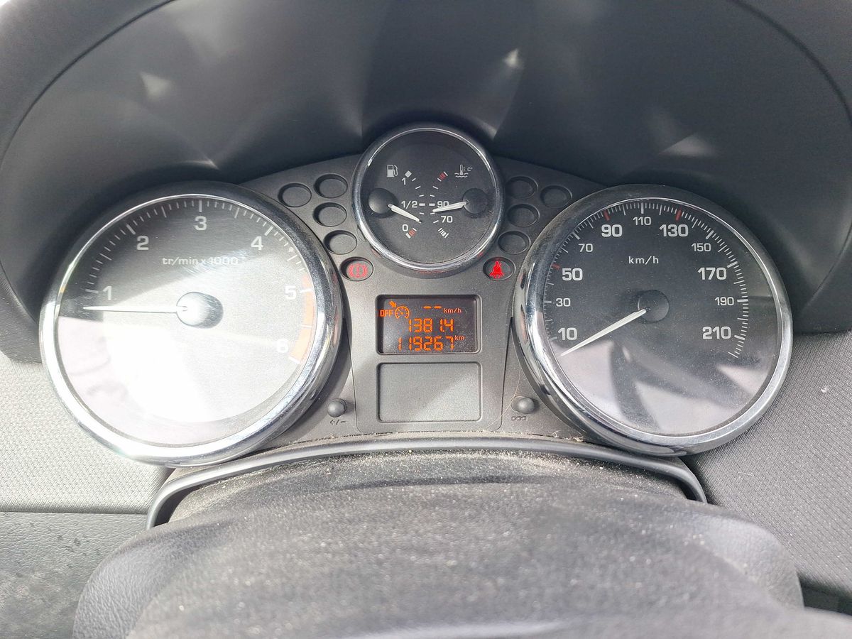 Peugeot 207 2007 — photo 13