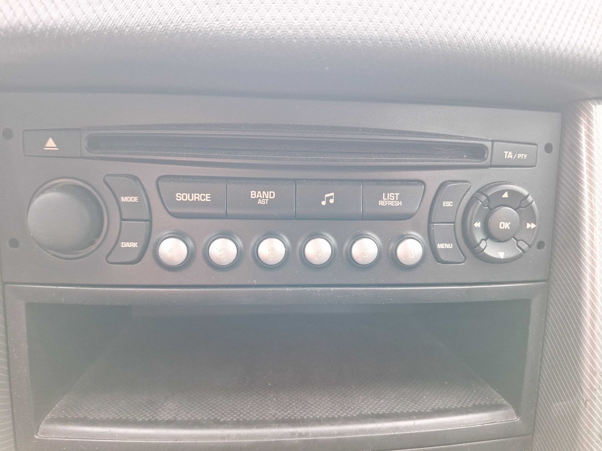 Peugeot 207 2007 — photo 24