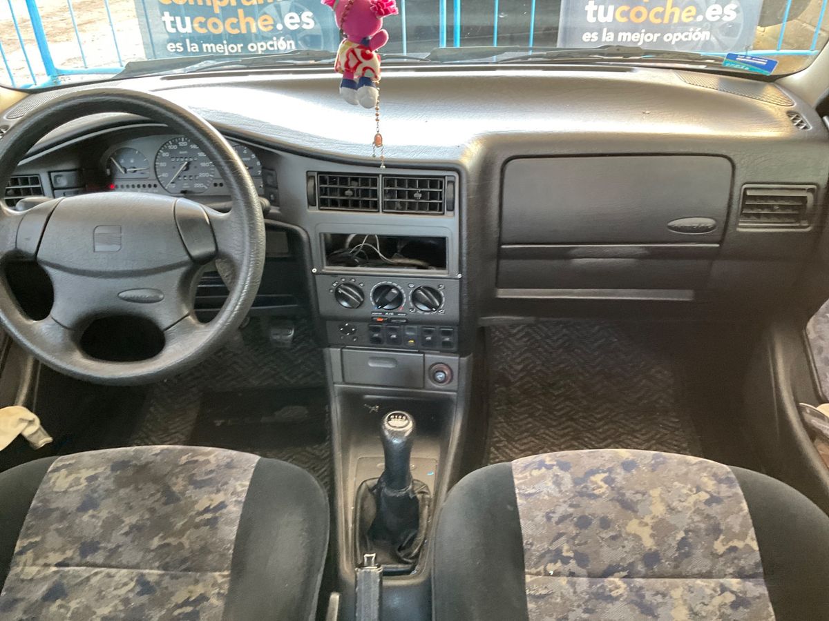 Seat Toledo 1994 — photo 27