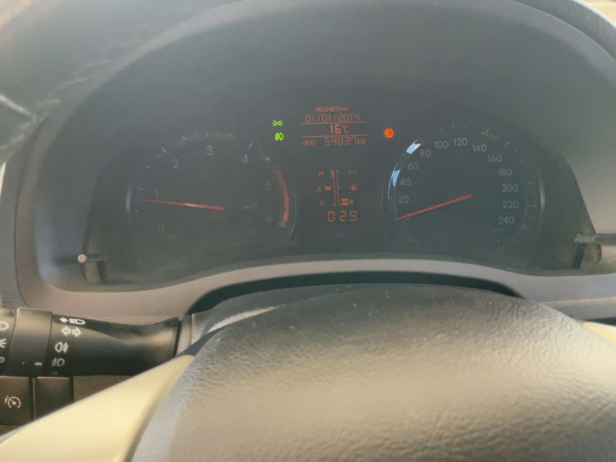 Toyota Avensis 2015 — photo 19