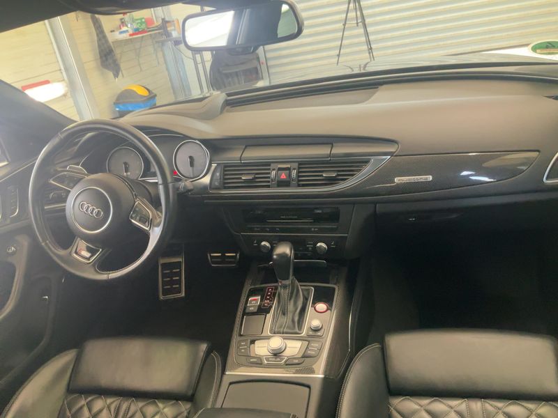 Audi S6 4.0 V8 TFSI quattro — zdjęcie 12