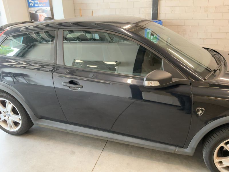 Volvo C30 2.4 Kinetic — zdjęcie 7