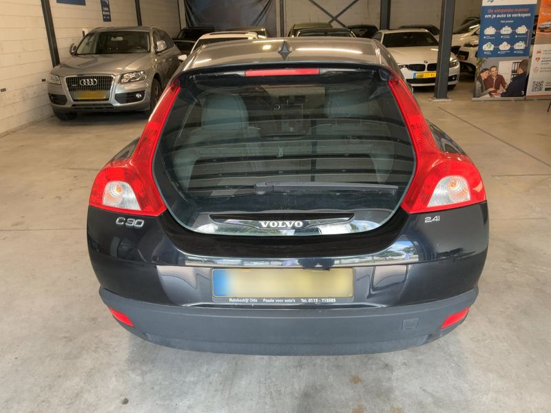 Volvo C30 2.4 Kinetic — zdjęcie 5