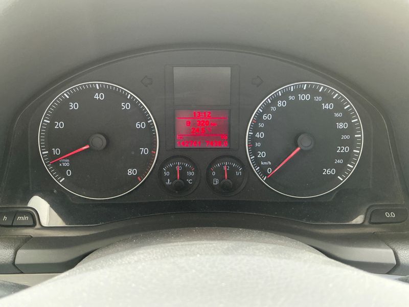 Volkswagen Golf V 1.6 Sportline — zdjęcie 4