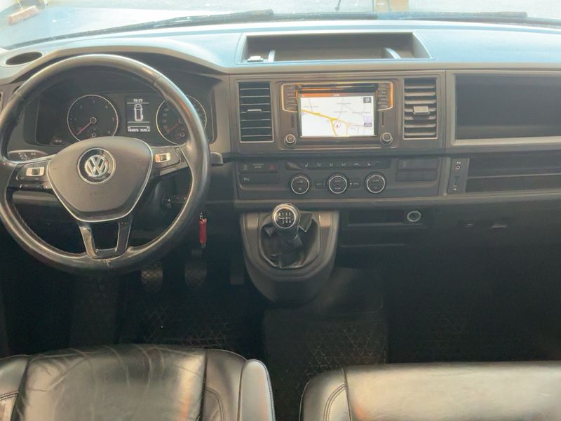 Volkswagen T6 Caravelle 2.0 TDI Comfortline lang 4Motion — zdjęcie 12