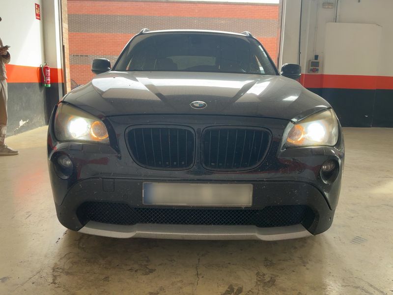 BMW X1 xDrive 23d — zdjęcie 9