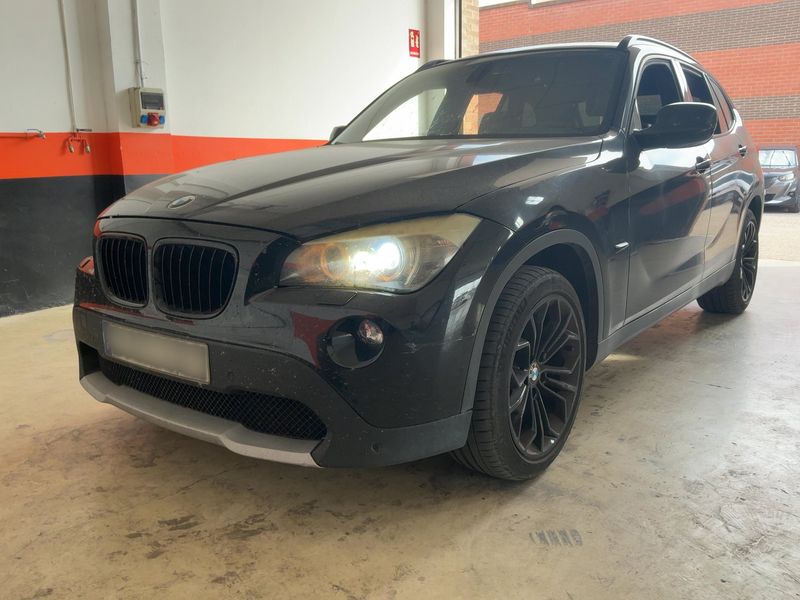 BMW X1 xDrive 23d — zdjęcie 1