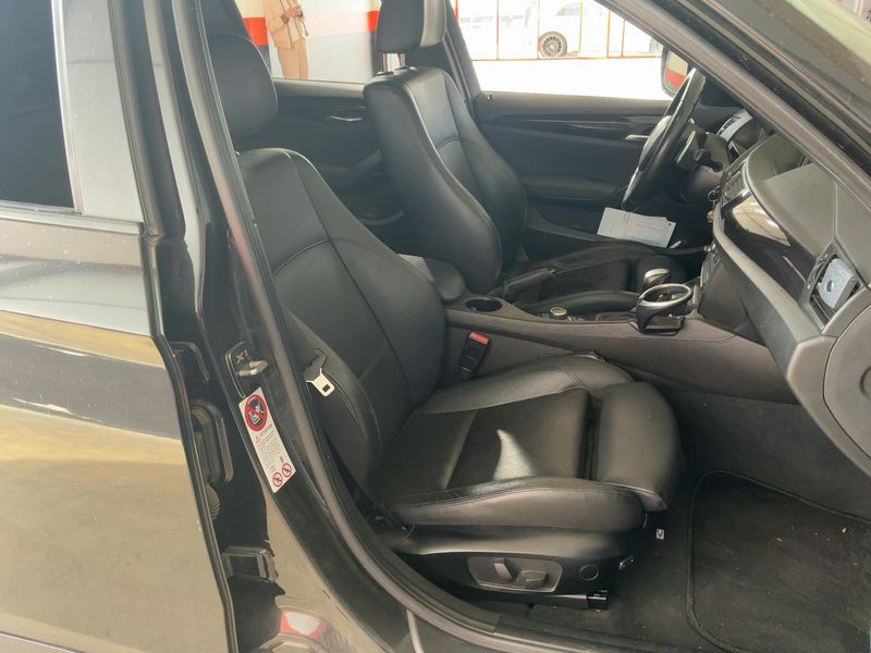 BMW X1 xDrive 23d — zdjęcie 11