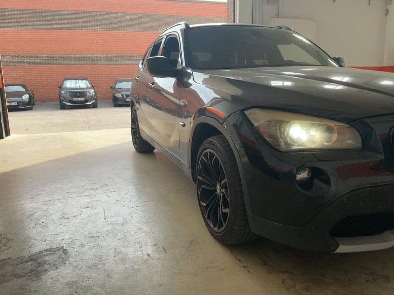 BMW X1 xDrive 23d — zdjęcie 8