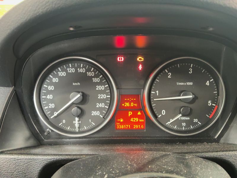 BMW X1 xDrive 23d — zdjęcie 13