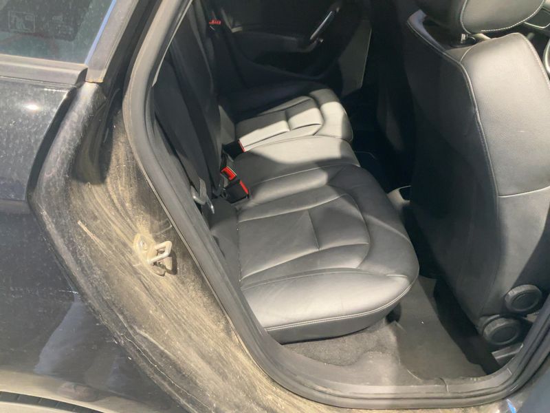 Audi A1 Sportback 1.6 TDI Design — zdjęcie 14