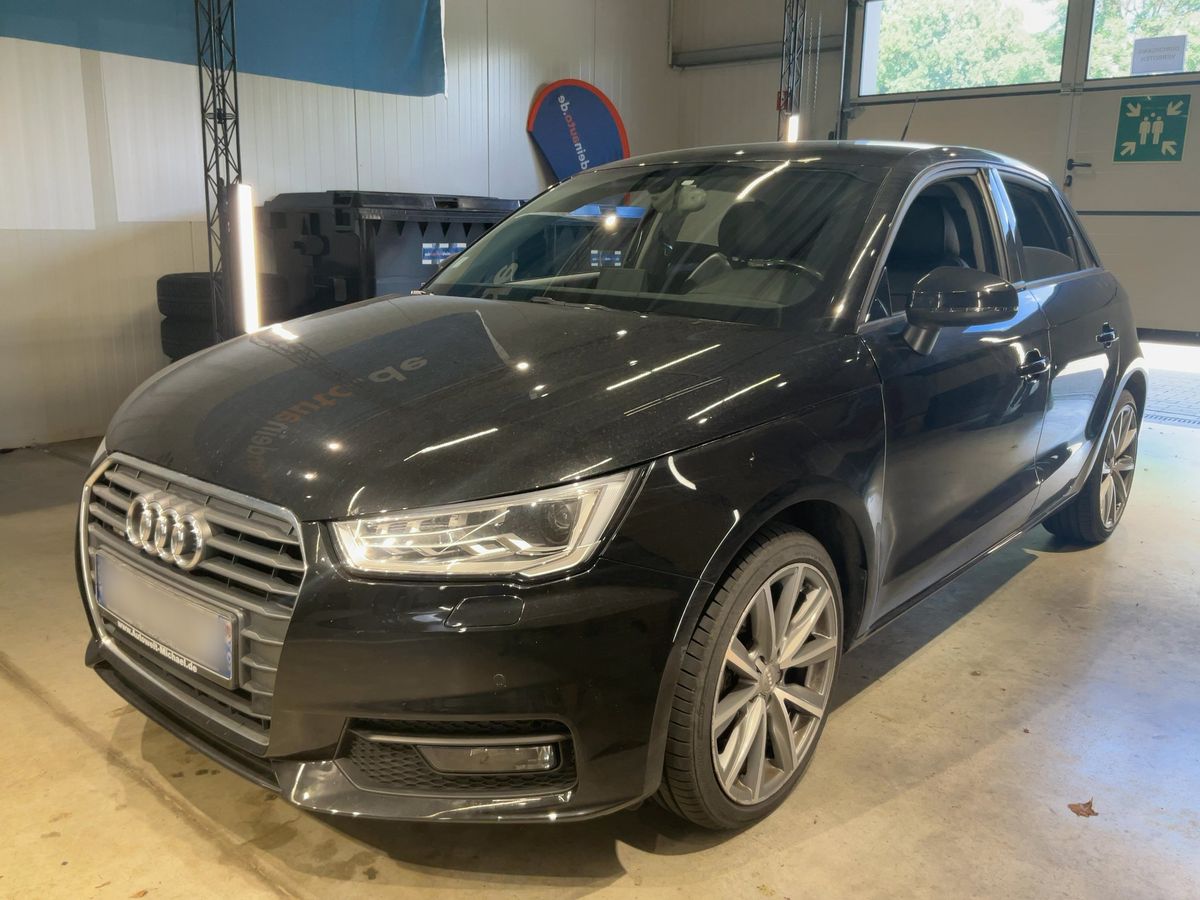 Audi A1 2016 — photo 1