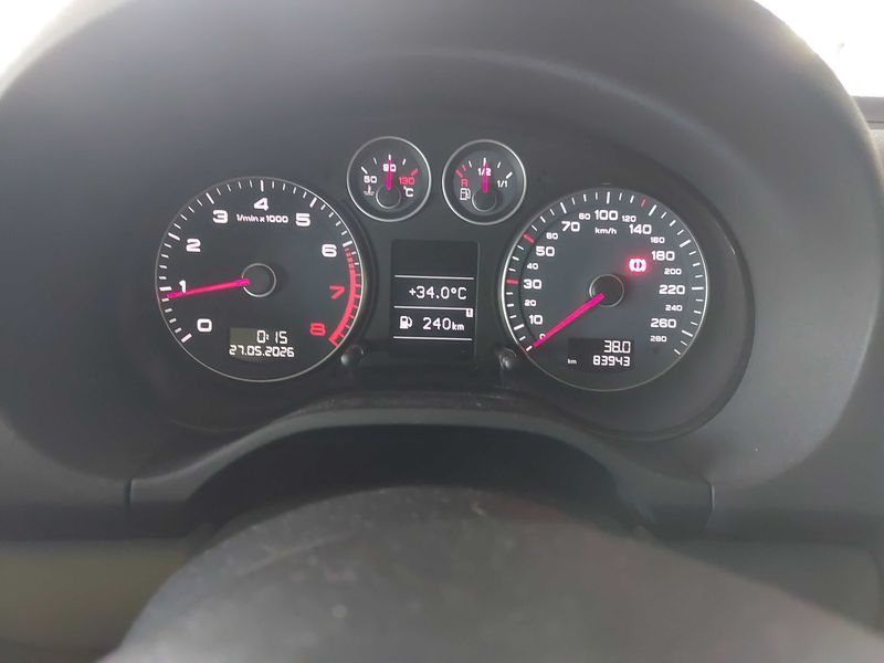 Audi A3 1.8 TFSI Ambition — zdjęcie 12