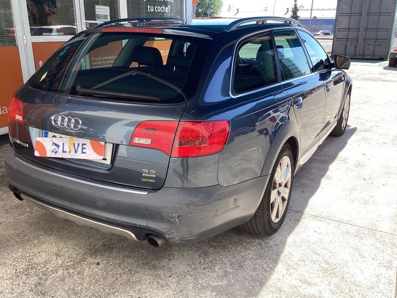 Audi A6 Allroad 3.2 V6 FSI — zdjęcie 2