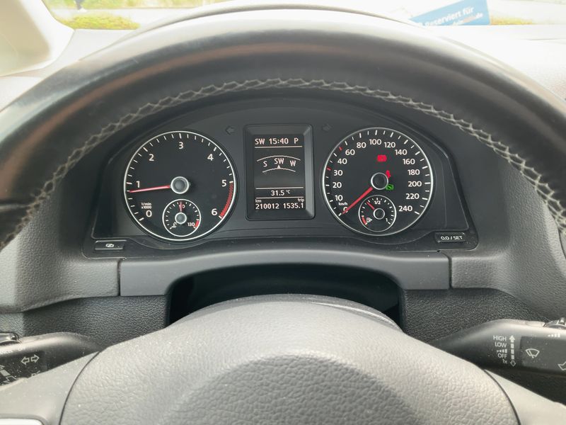 Volkswagen Golf VI Plus 2.0 TDI Team — zdjęcie 13