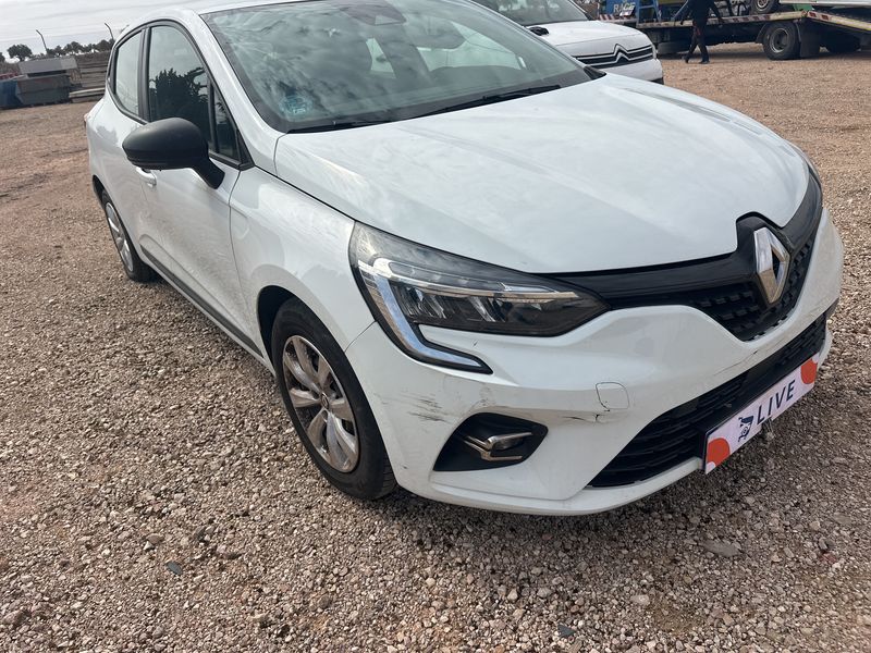 Renault Clio 1.0 SCe Business Edition — zdjęcie 6