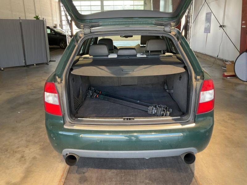 Audi S4 4.2 V8 quattro — zdjęcie 10