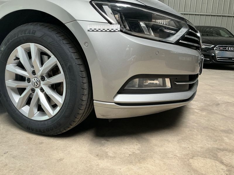 Volkswagen Passat 2.0 TDI Comfortline BlueMotion Tech 2017 – снимка 25