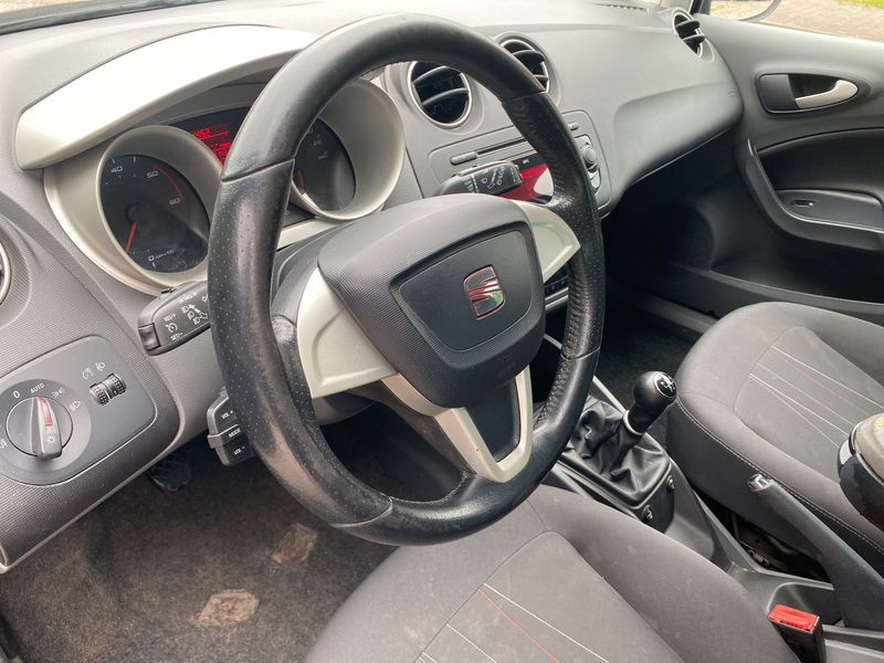 Seat Ibiza 1.2 TDI Style — zdjęcie 22