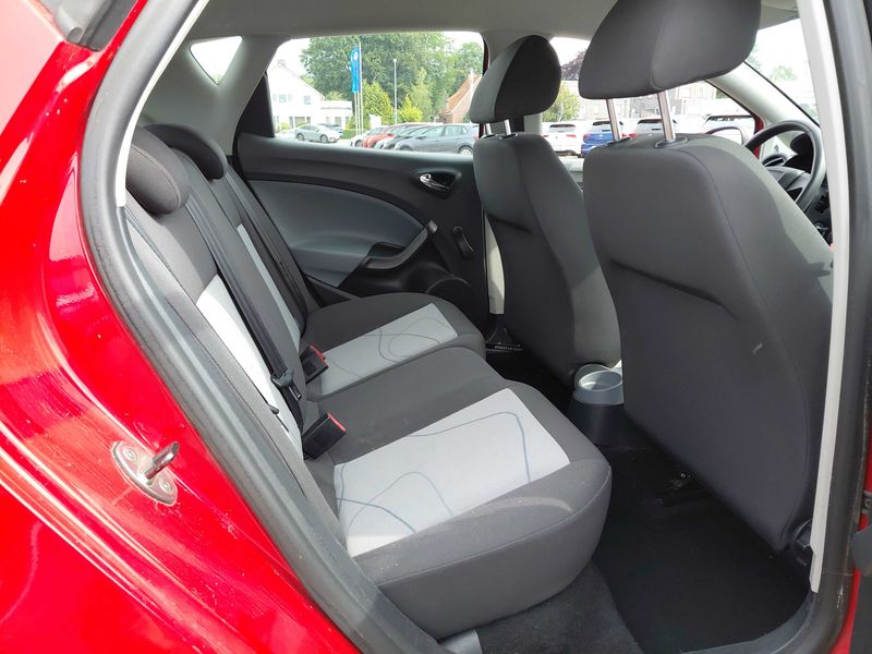 Seat Ibiza 1.2 TDI Reference — zdjęcie 13