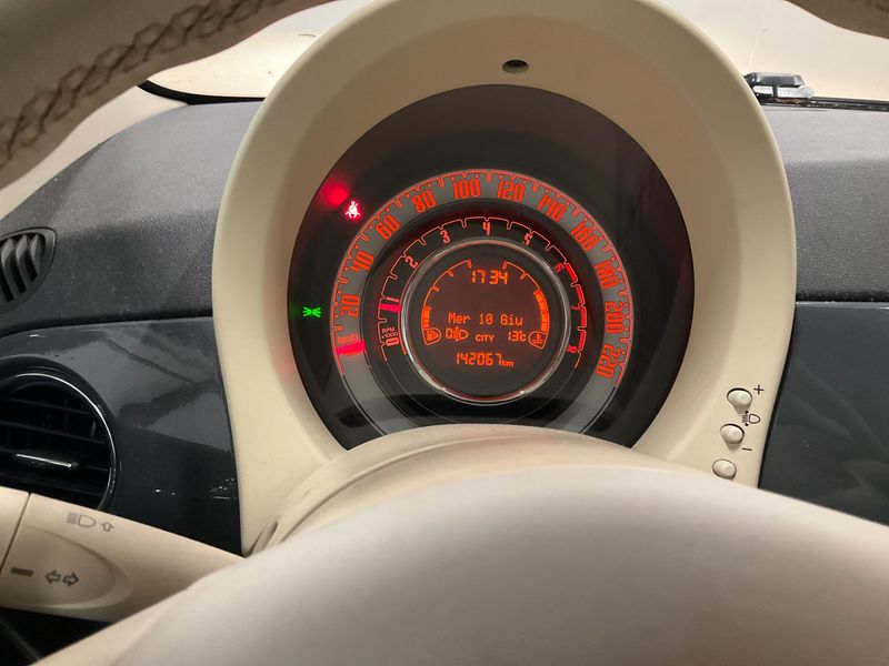 Fiat 500 1.2 Lounge — zdjęcie 4