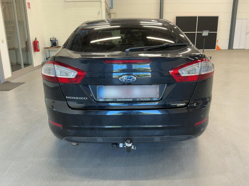 Ford Mondeo 2.0 TDCi Ambiente 2013 – снимка 7