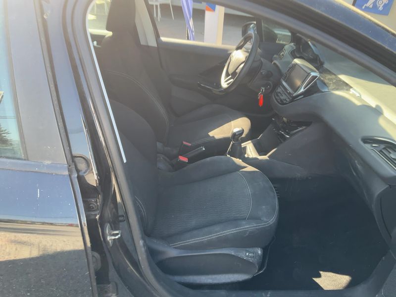 Peugeot 208 1.2 e-VTi Active — zdjęcie 11