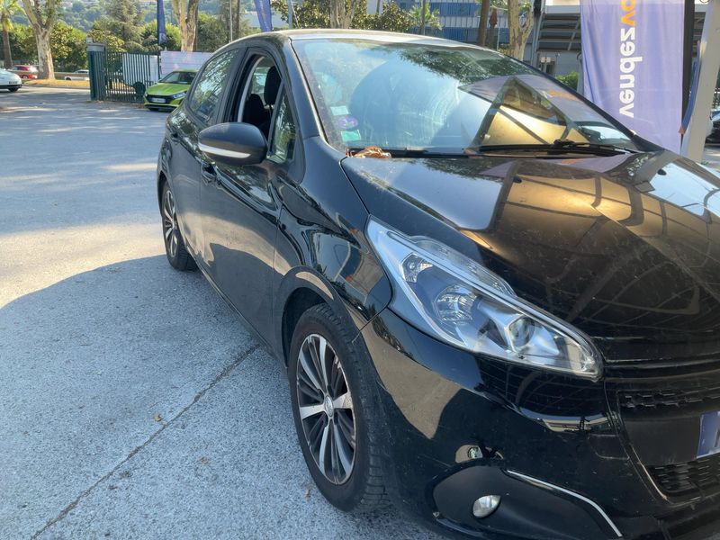 Peugeot 208 1.2 e-VTi Active — zdjęcie 8