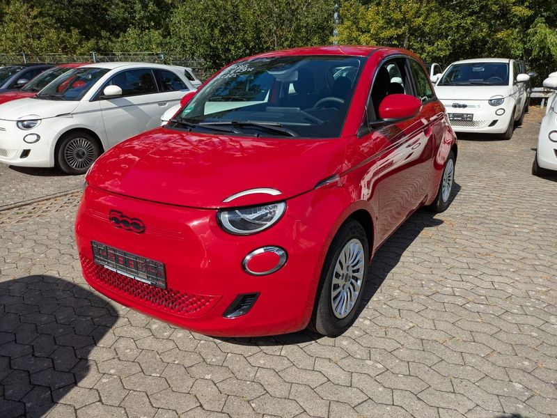 Fiat 500e electric drive 87 kW Red