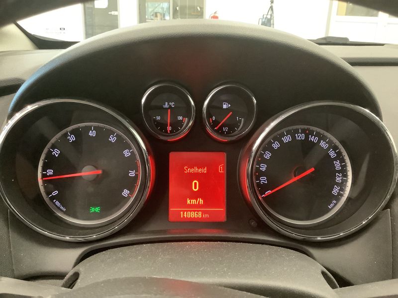 Opel Astra 1.4 Active — zdjęcie 4