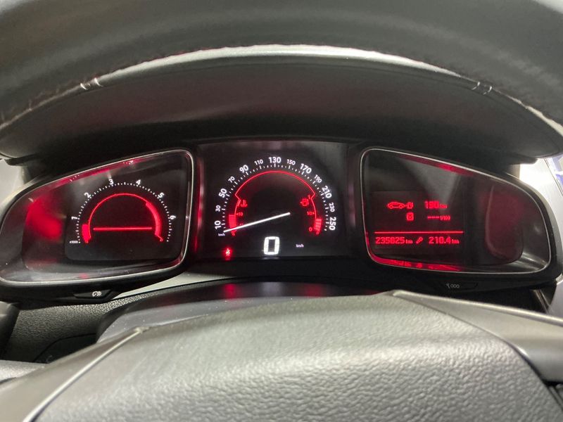 Citroen DS5 2.0 HDi SoChic — zdjęcie 4