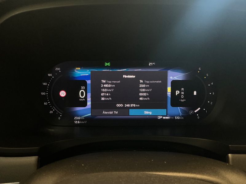 Volvo V90 Cross Country 2.0 B4 Mild-Hybrid AWD — zdjęcie 13