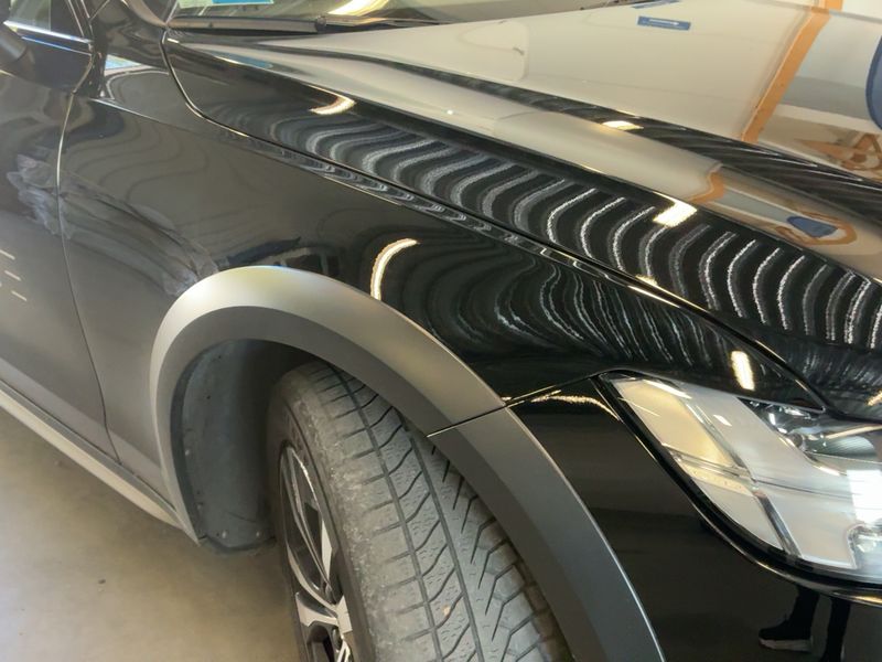 Volvo V90 Cross Country 2.0 B4 Mild-Hybrid AWD — zdjęcie 8