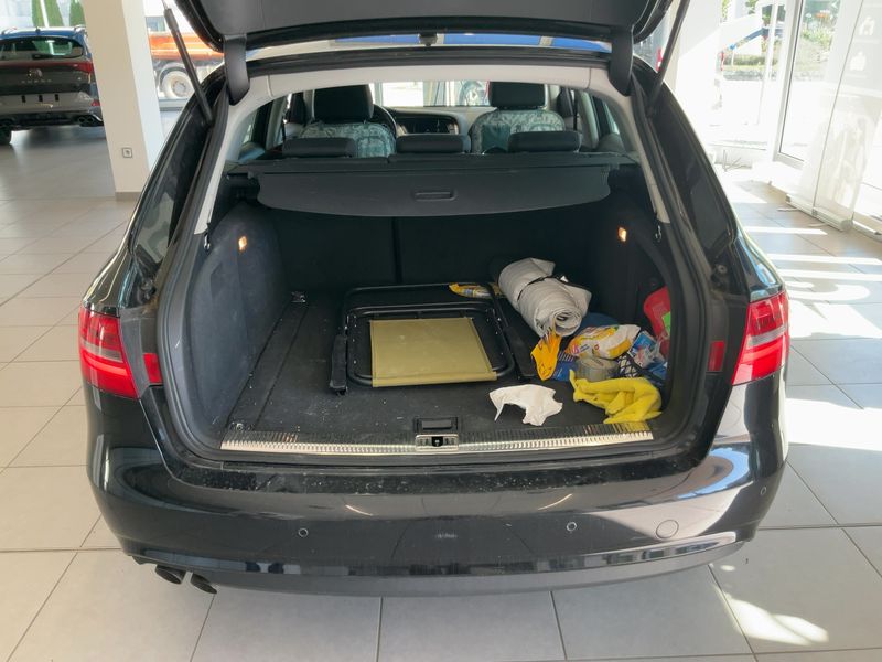 Audi A4 2.0 TDI Ambiente 2012 – снимка 15
