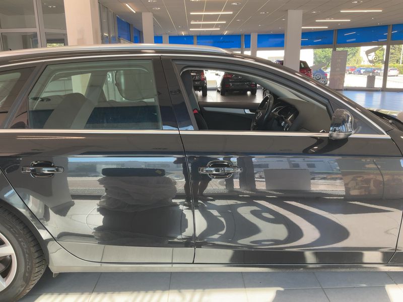 Audi A4 2.0 TDI Ambiente 2012 – снимка 10
