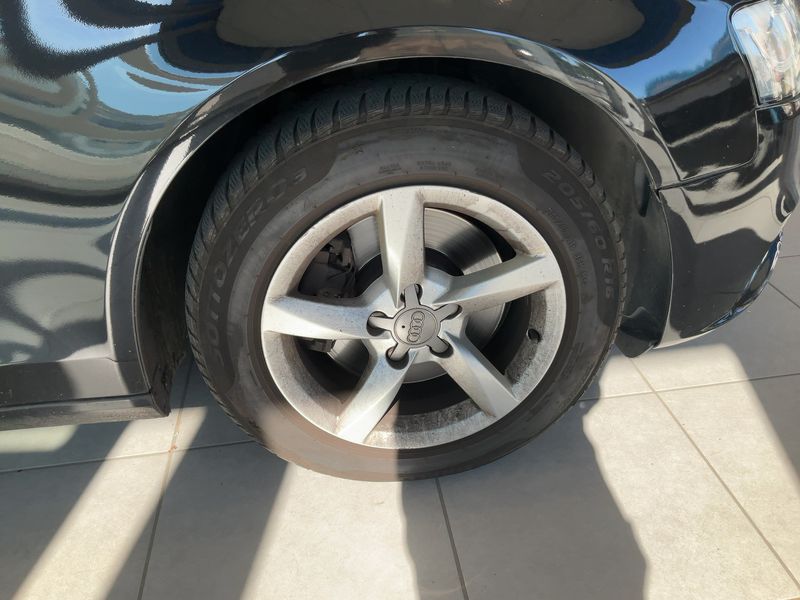 Audi A4 2.0 TDI Ambiente 2012 – снимка 11