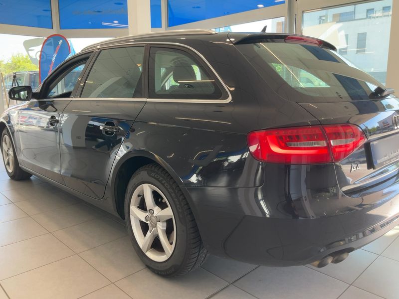 Audi A4 2.0 TDI Ambiente 2012 – снимка 6