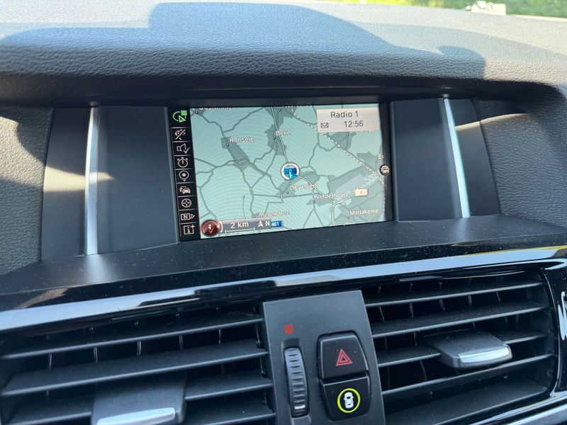 BMW X4 xDrive 20i Sport — zdjęcie 13
