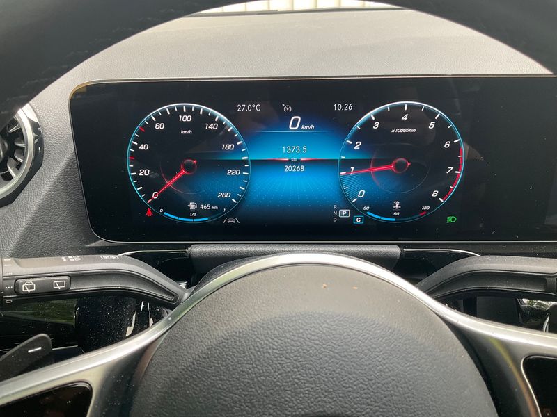 Mercedes-Benz GLA-Klasse GLA 200 Progressive — zdjęcie 13