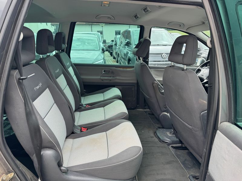 Volkswagen Sharan 1.9 TDI Trendline — zdjęcie 13